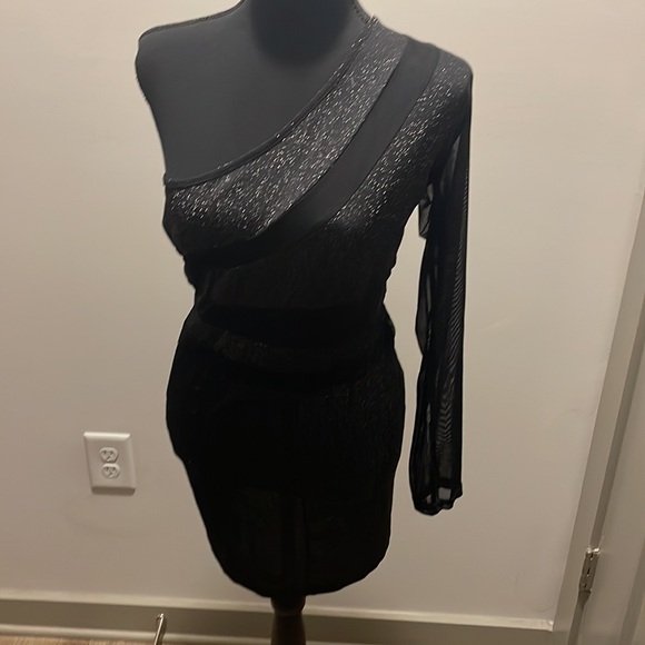 Black sparkle dress - Picture 2 of 8